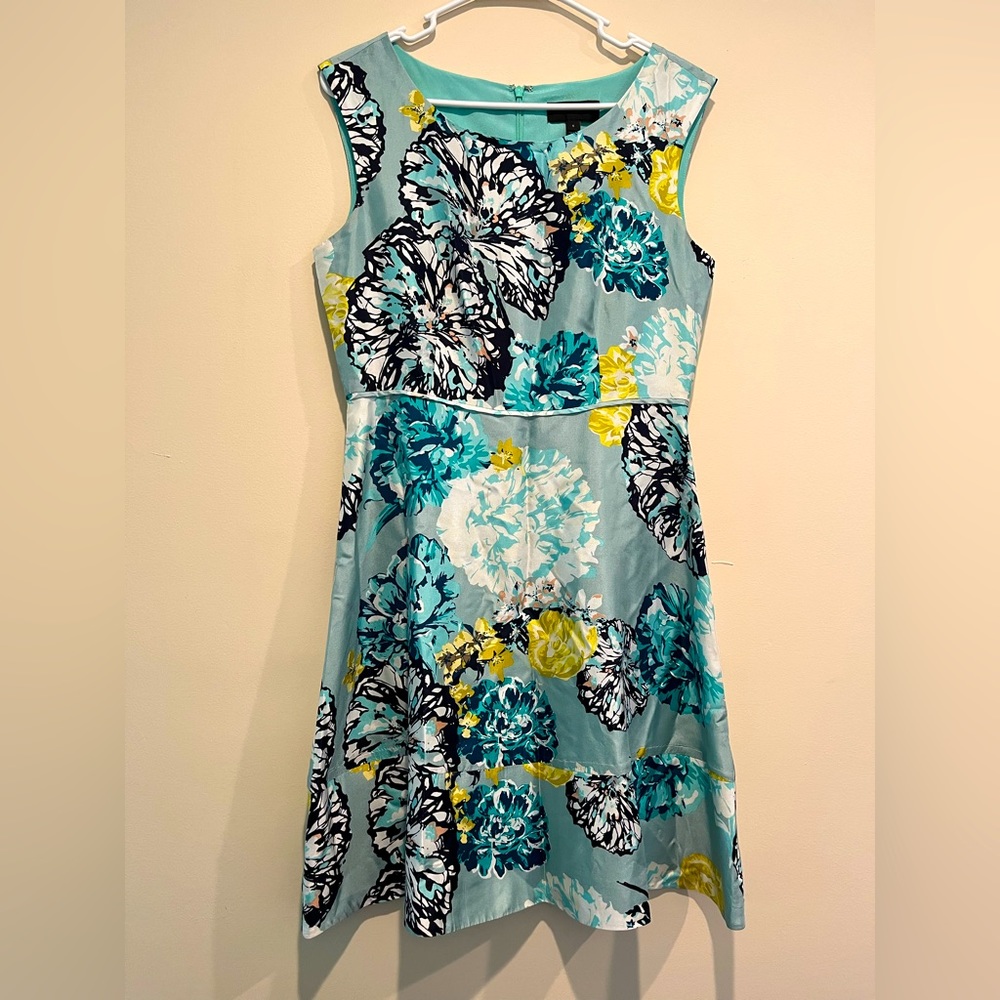 J Crew Sleeveless dress size 6.